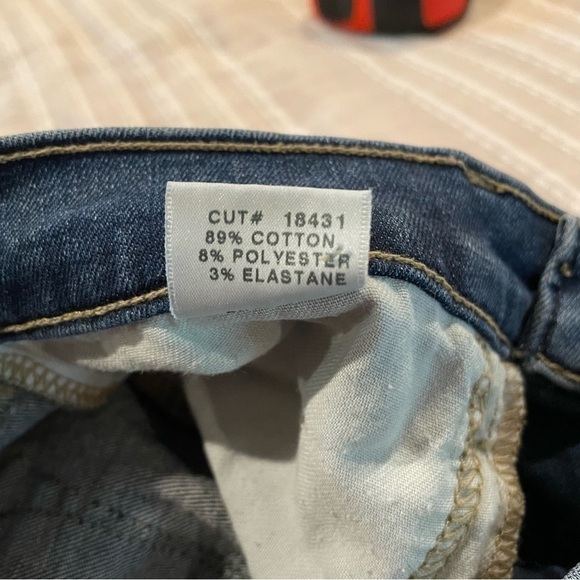 J Brand Skinny Leg Mid Rise Jeans in Connected 26 - Picture 7 of 11